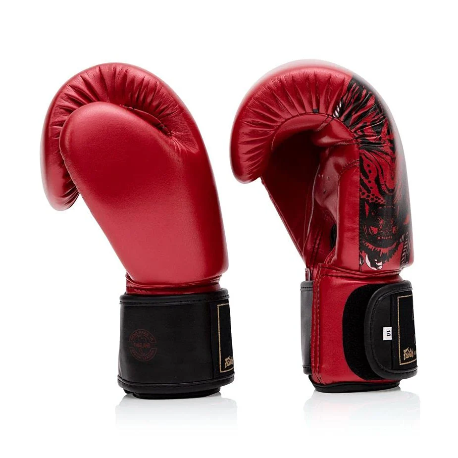 Fairtex Golden Jubilee Premium Muay Thai Boxing Glove - Limited Edition - Image 5