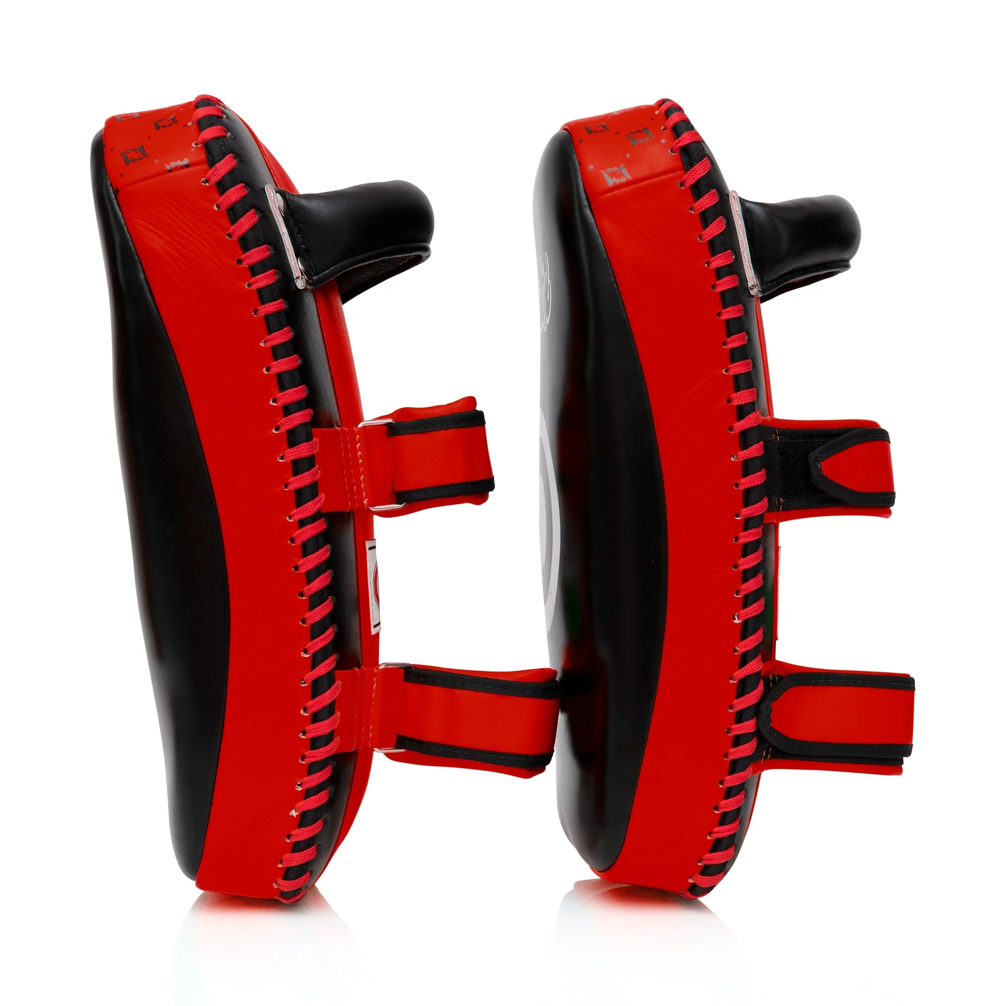 Fairtex Muay Thai Curved Pads - Image 10